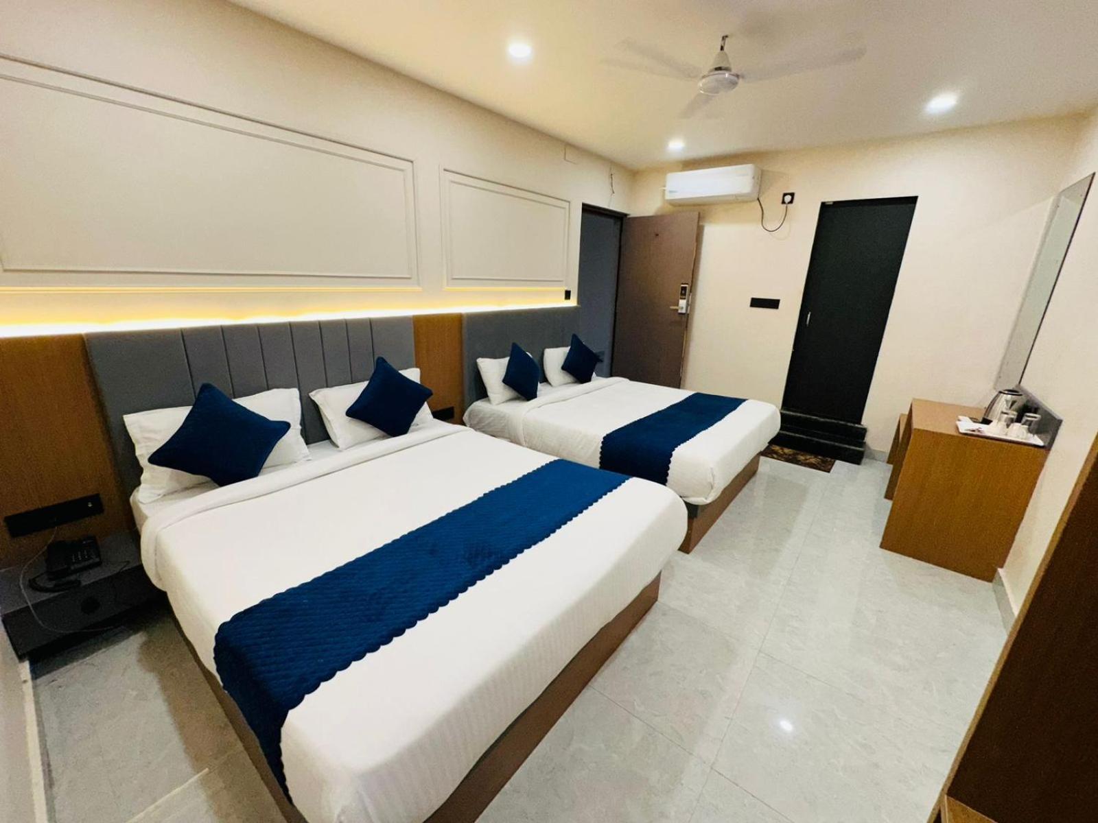 Grs Palace Hotel Varanasi